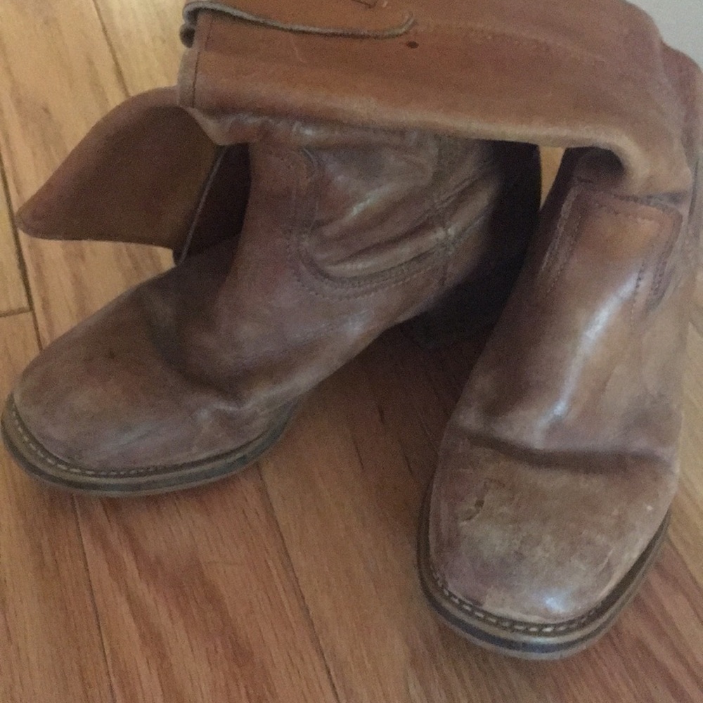 Boots!